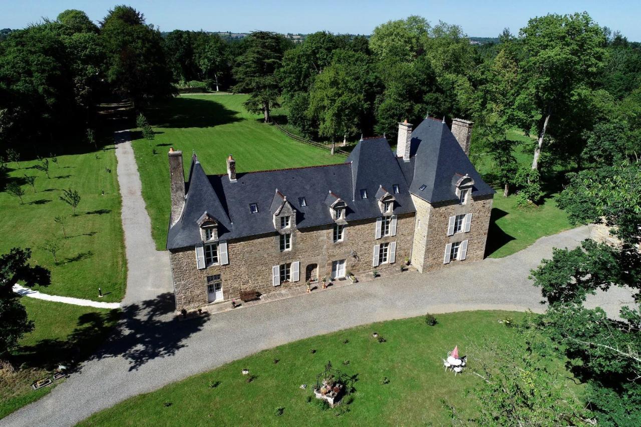 Chambres D'Hotes Chateau De La Croix Chemin Saint-Leger-des-Pres Exterior foto