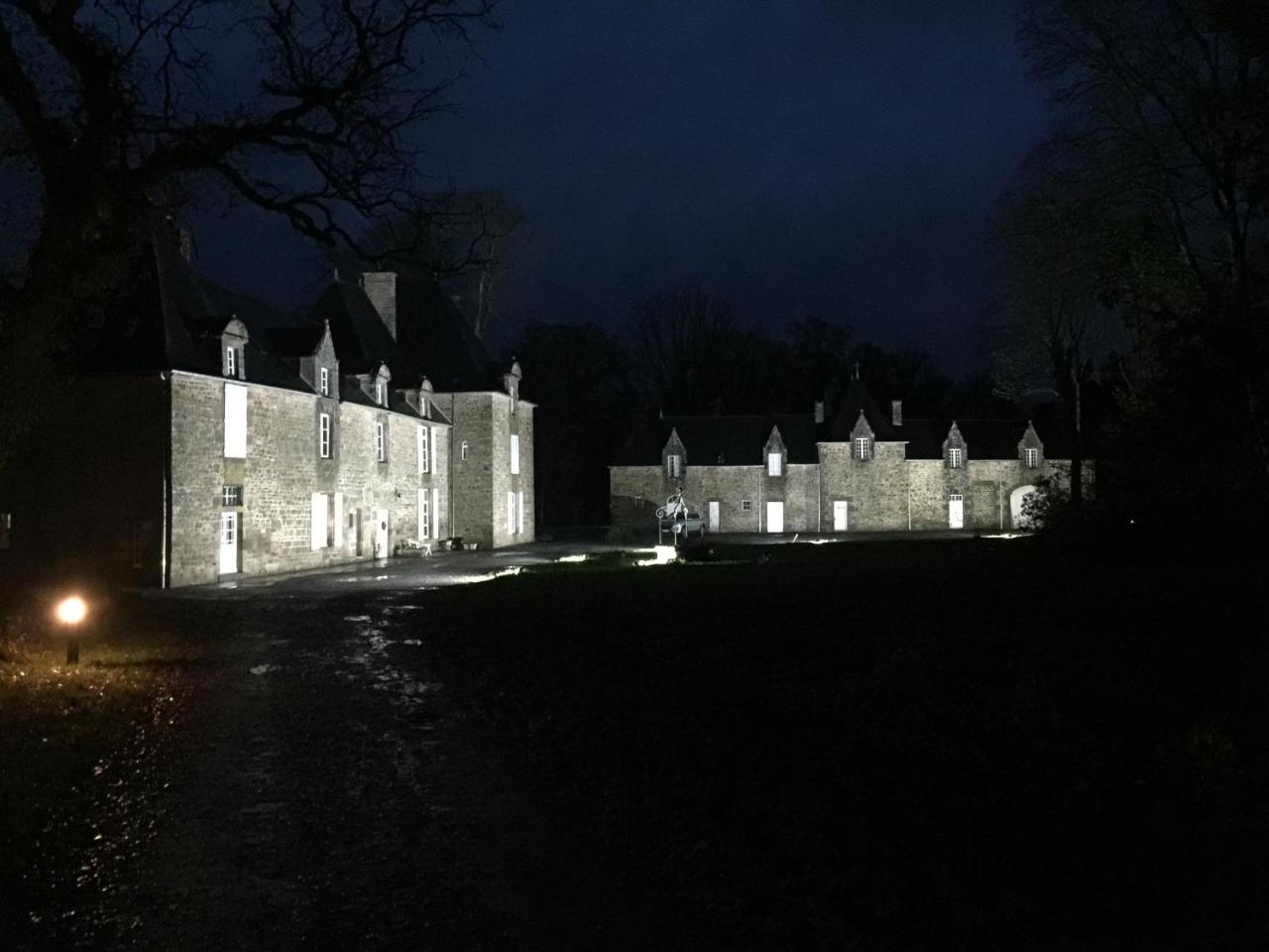 Chambres D'Hotes Chateau De La Croix Chemin Saint-Leger-des-Pres Exterior foto